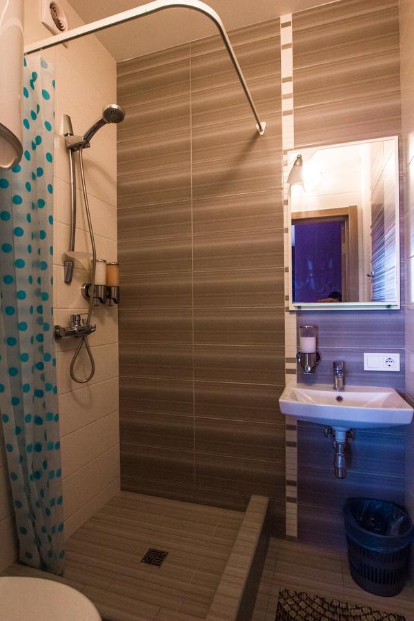 Solo Apartment Dragomanova Kiev Extérieur photo